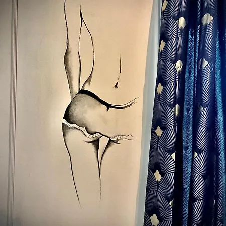 Love Room *